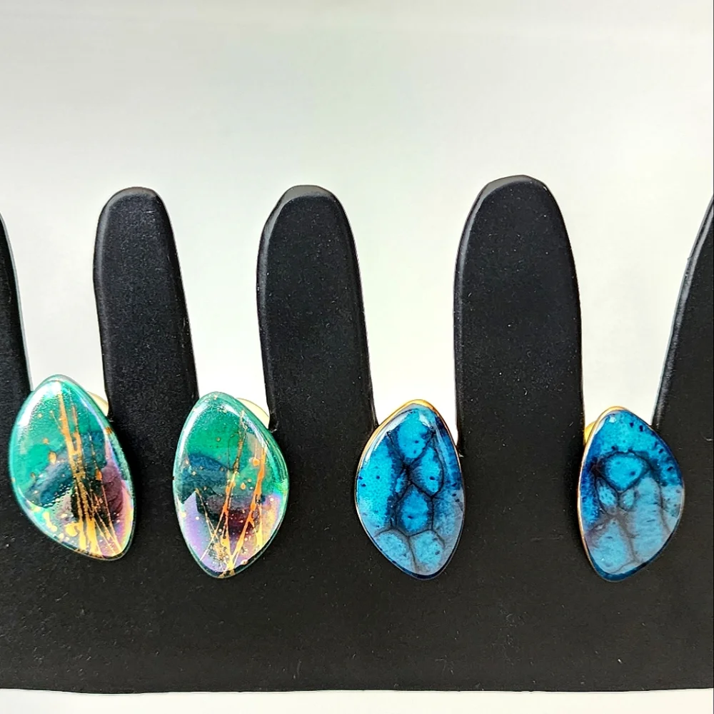 Ceramic Pierced Earrings